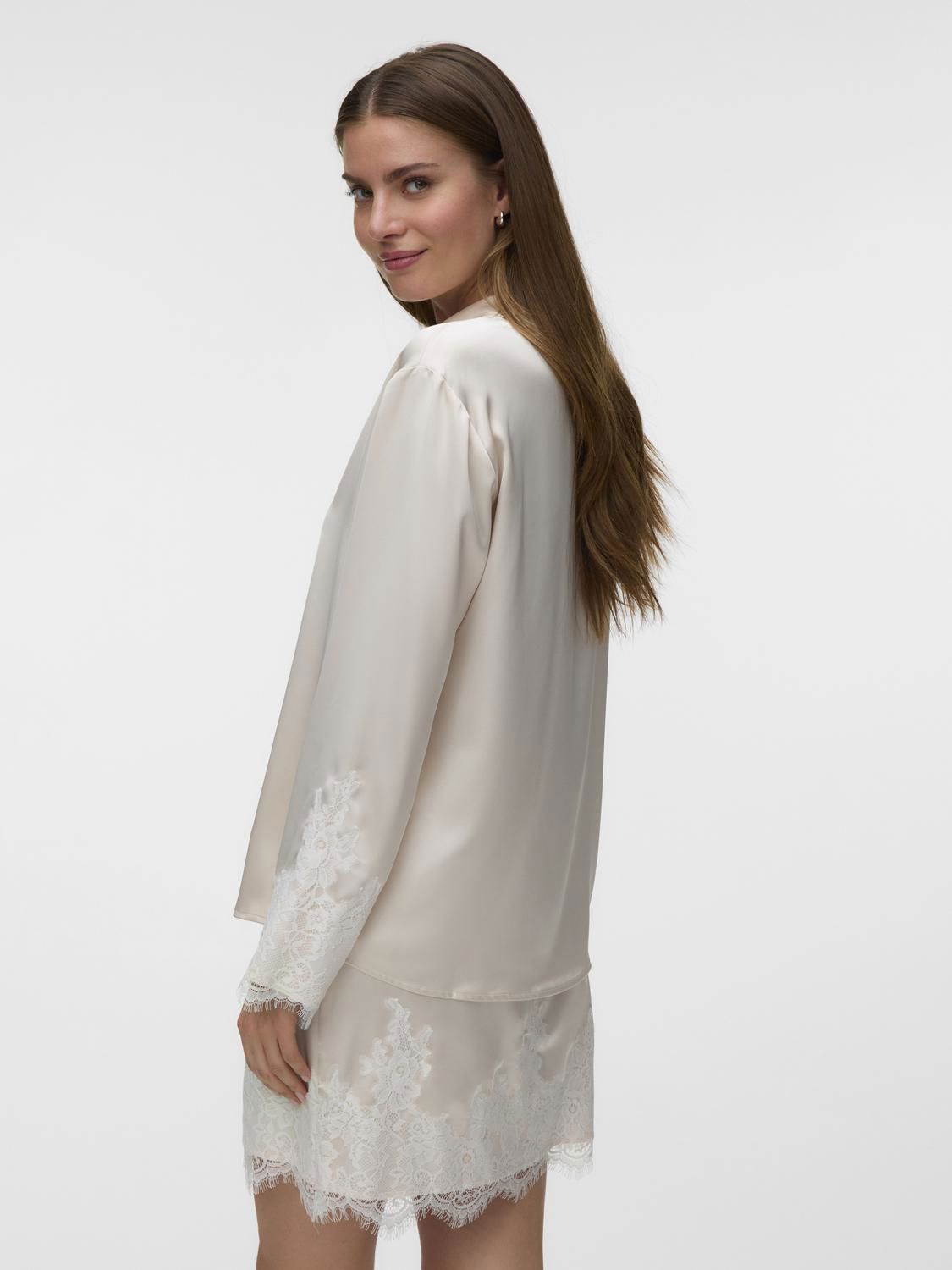 Vmrose Ls Lace Shirt Wvn