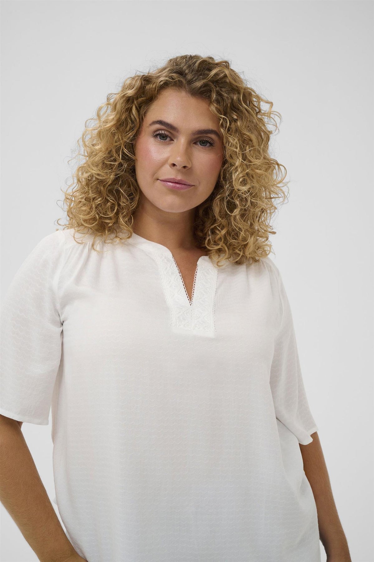 Kcmina Lace Blouse