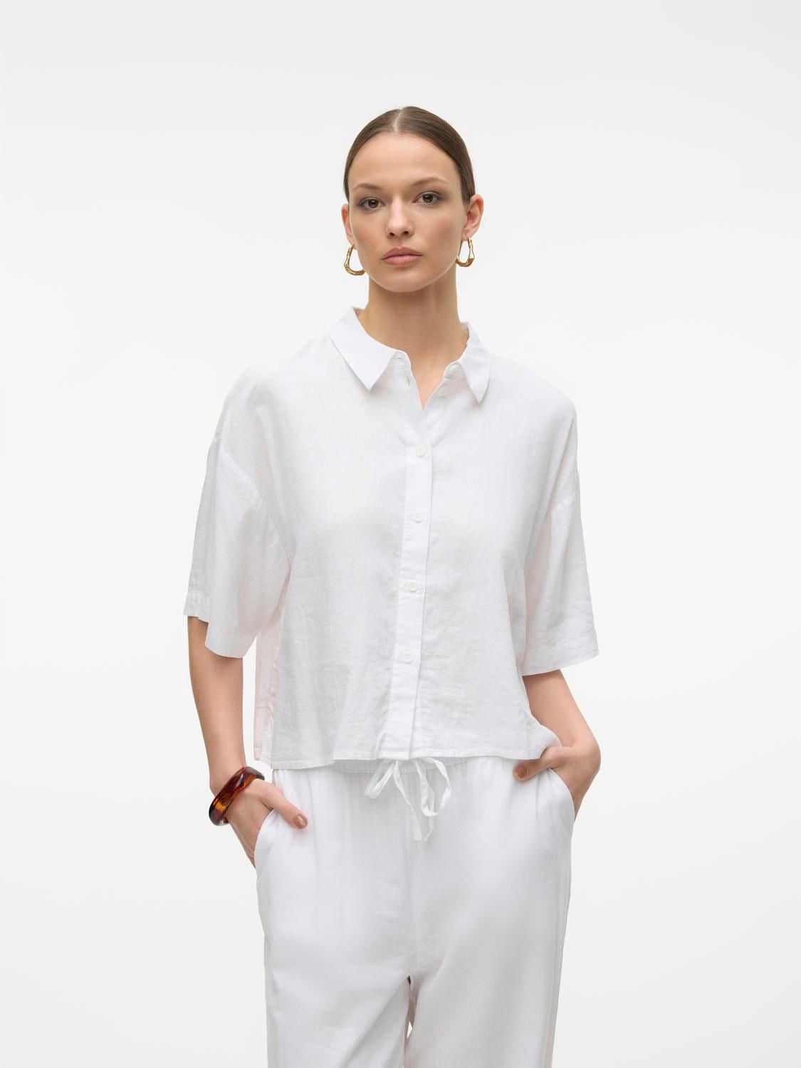Vmlinn 2/4 Short Shirt Wvn Noos