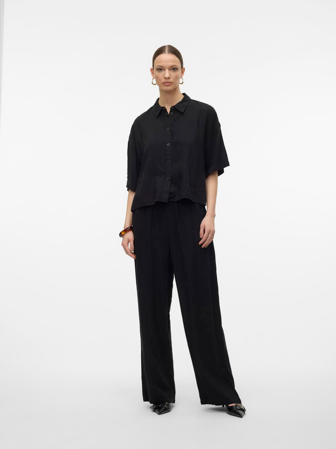 Vmlinn 2/4 Short Shirt Wvn Noos