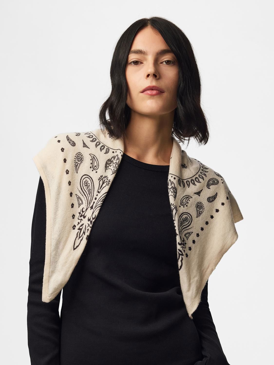 Pcnovis Small Square Scarf Noos