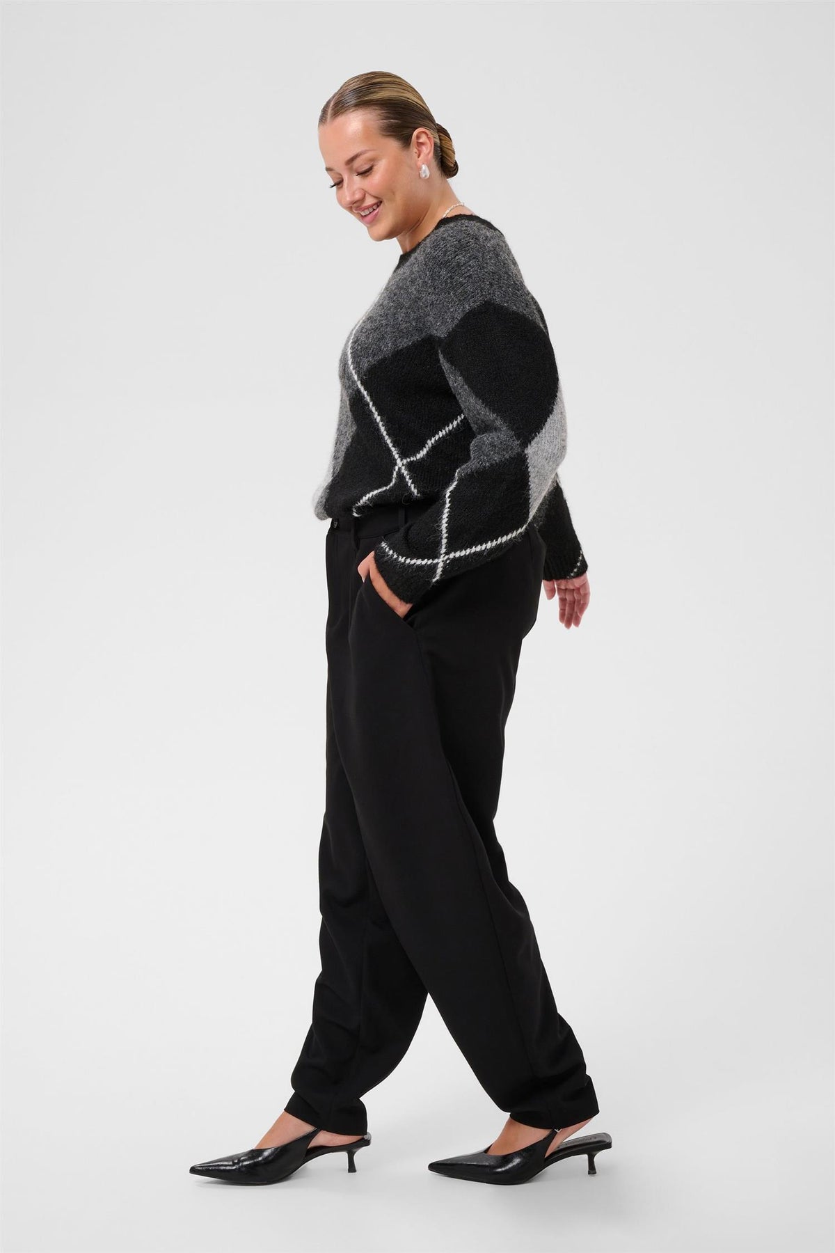 Kcsakira Barrel Pants