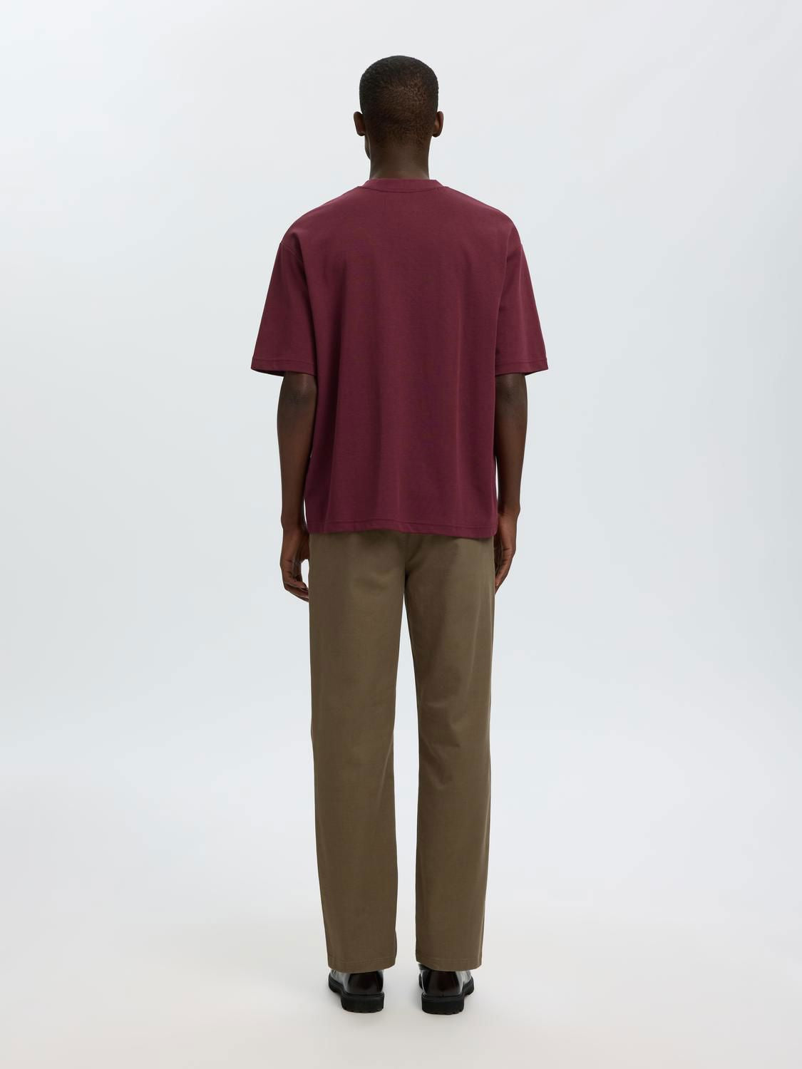 Slmlooseoscar Ss O-Neck Tee Noos
