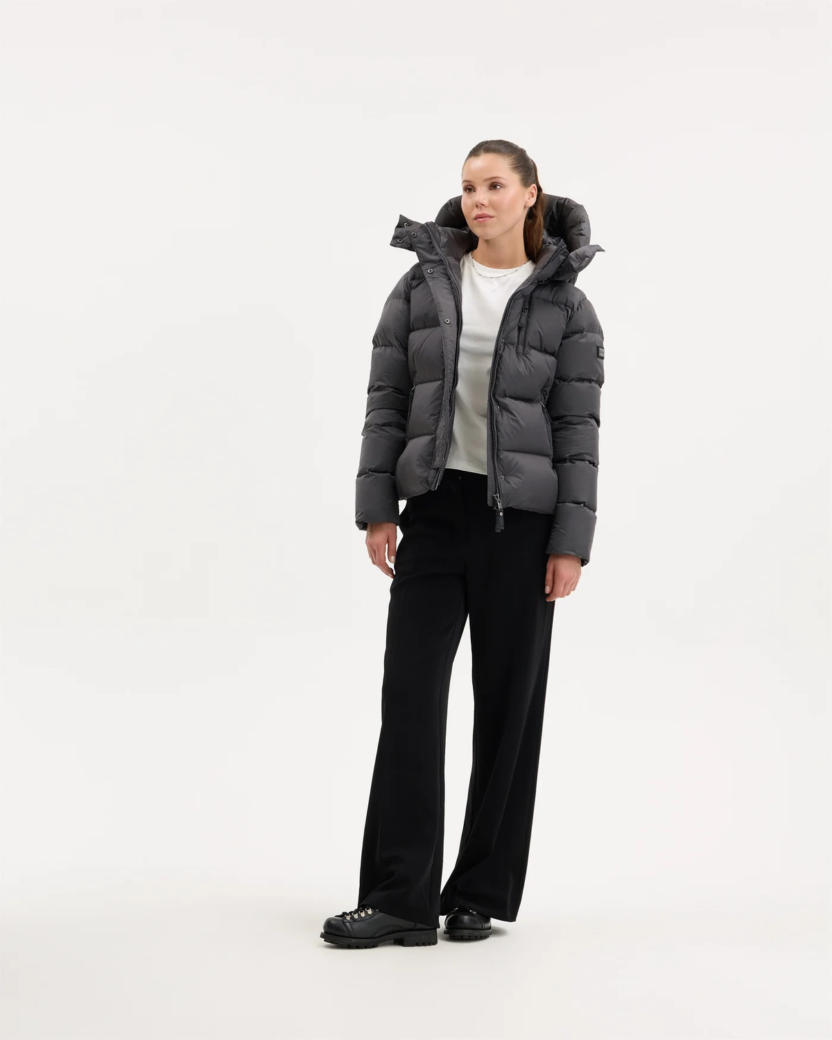 Stella Short jacket w Titan