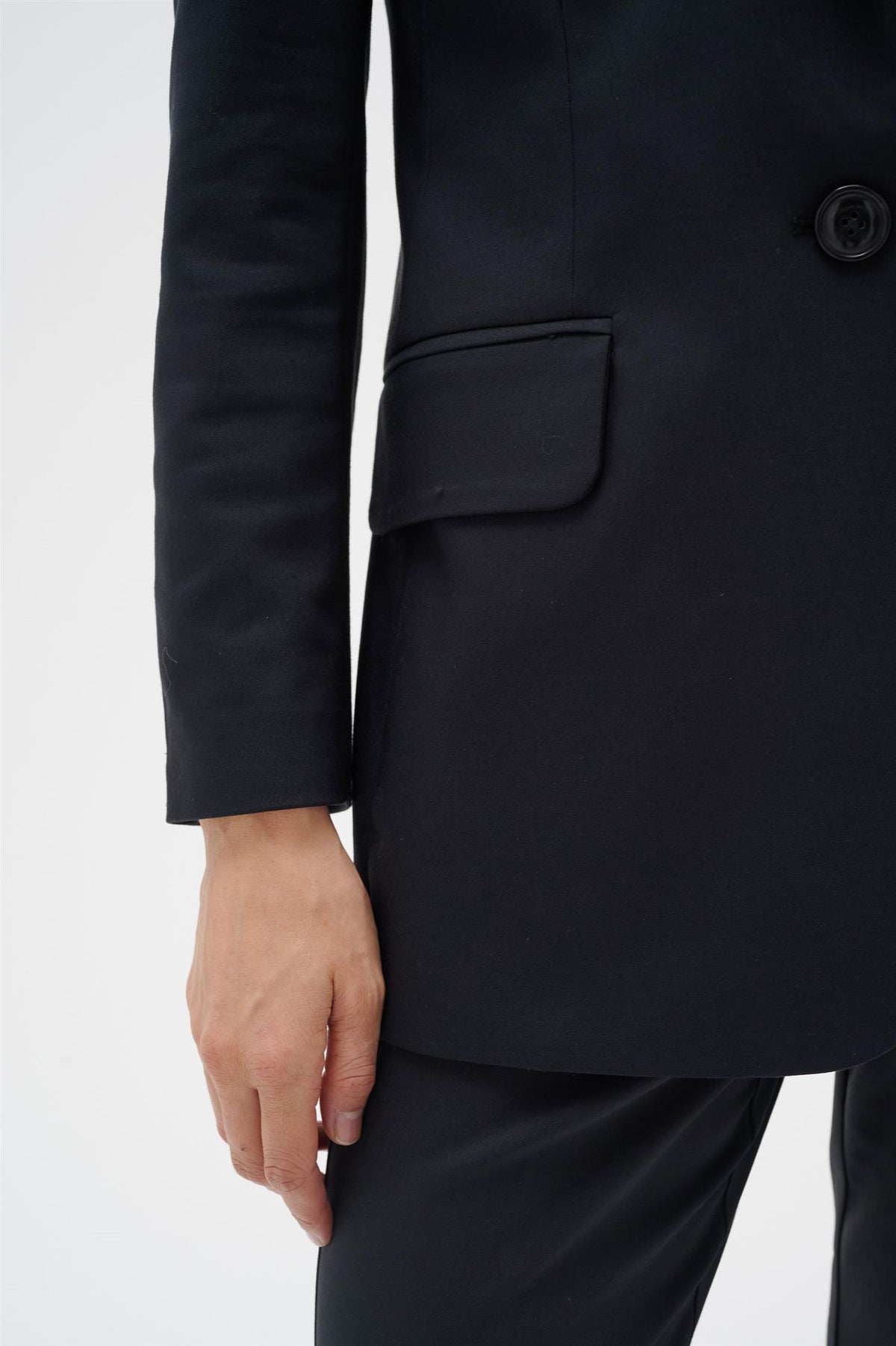 ZELLAIW LONG BLAZER, BLACK