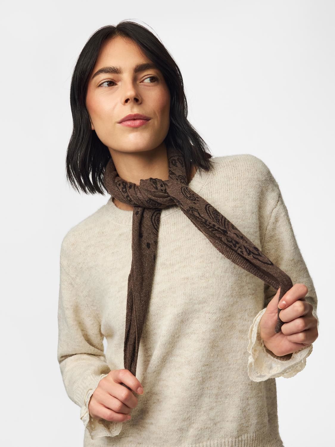 Pcnovis Small Square Scarf Noos