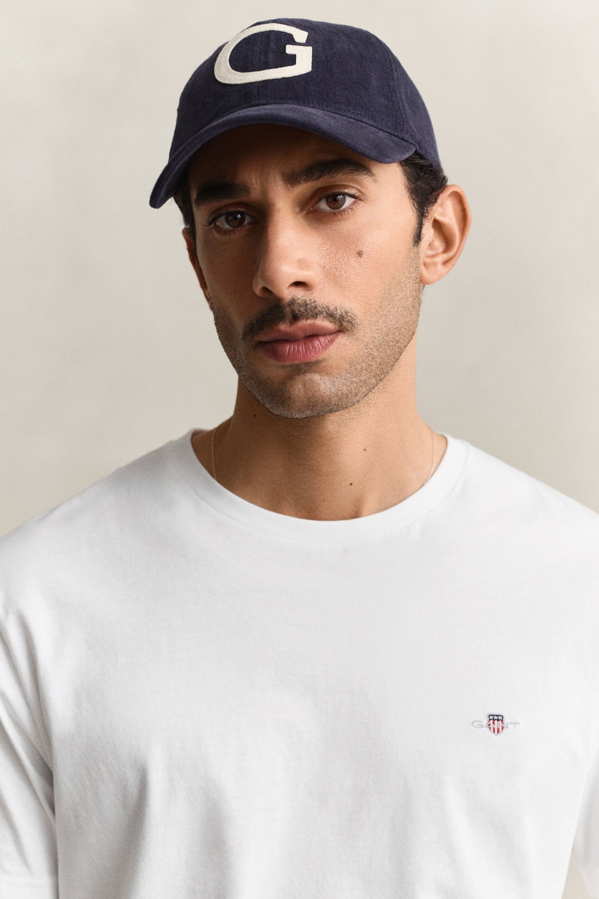 REG SHIELD SS T-SHIRT 2003184 WHITE