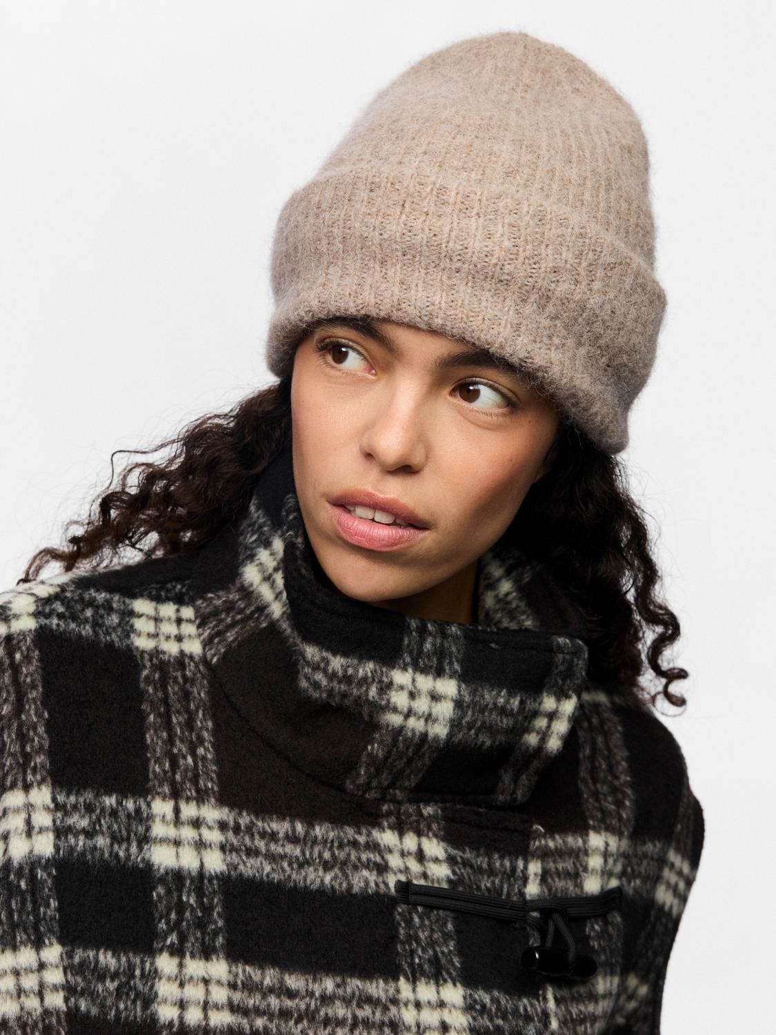 Pcbera Alpaca Blend Hood Noos Bc