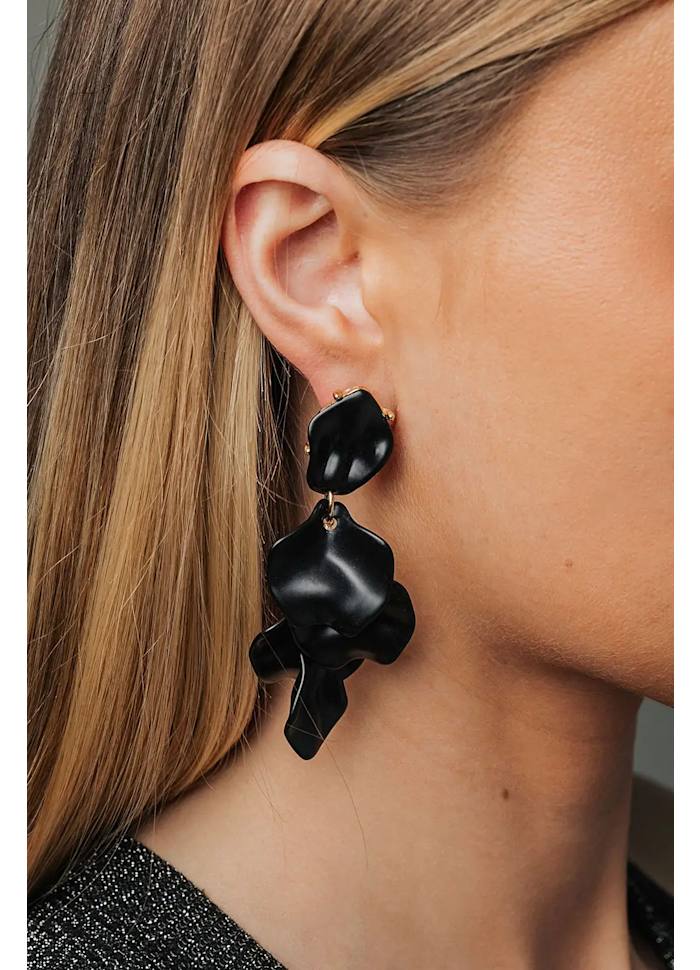 Leaf Earrings Pearl Black