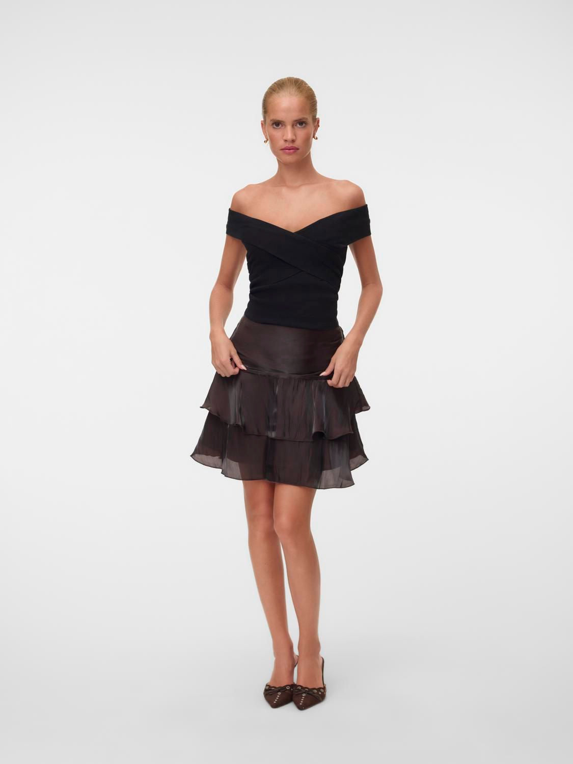 Vmpolly Hw Layer Short Skirt Wvn