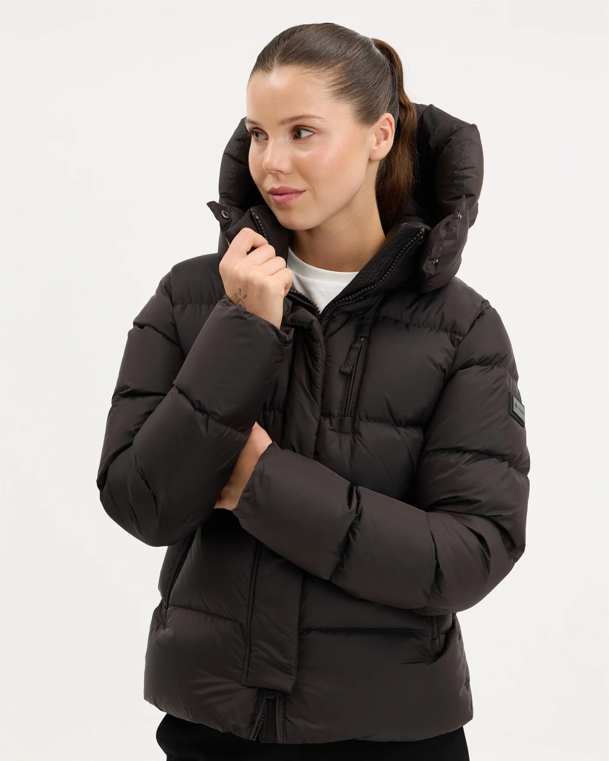 STELLA - 82 DEEP BROWN