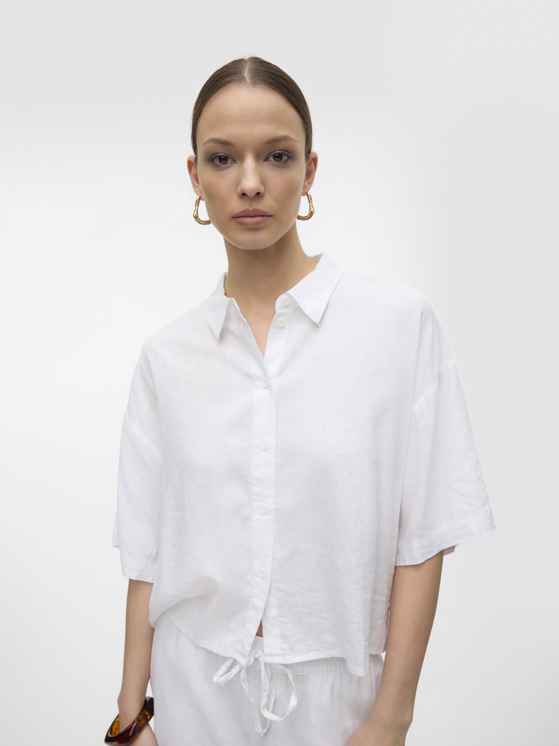 Vmlinn 2/4 Short Shirt Wvn Noos