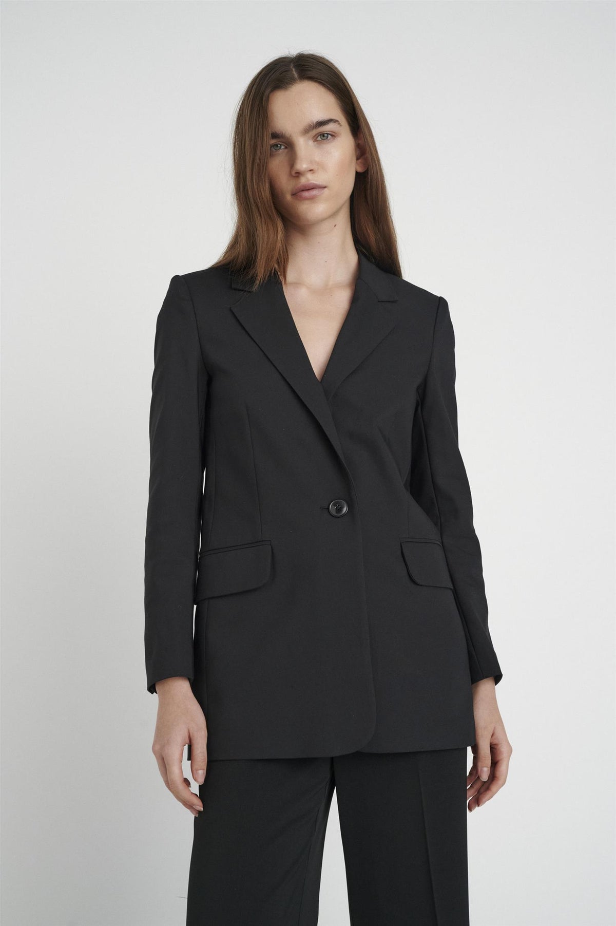 ZELLAIW LONG BLAZER, BLACK