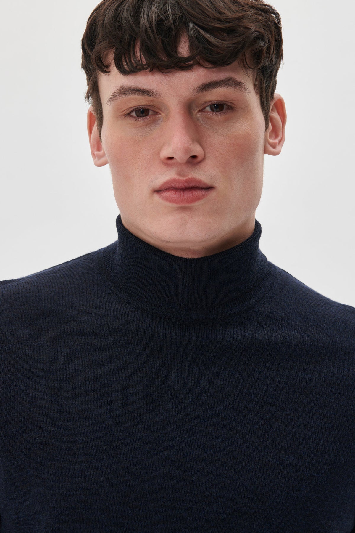 MAPARCUSMAN 30204905 DARK NAVY