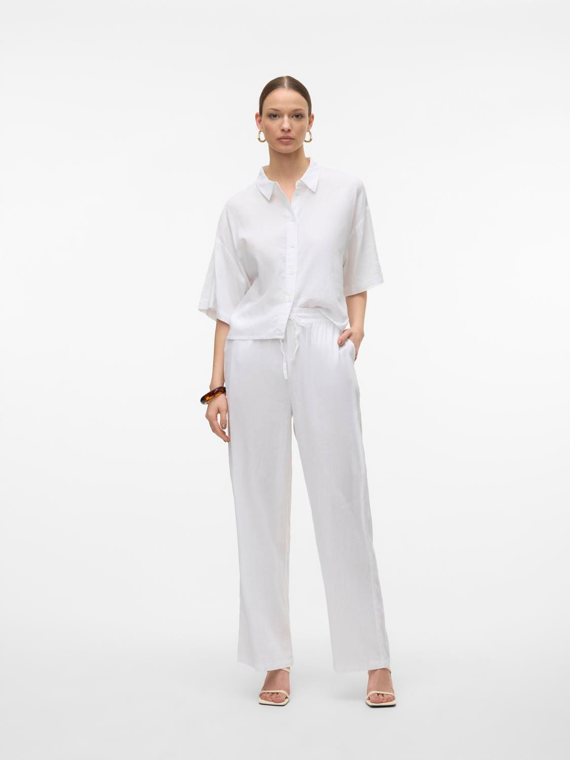 Vmlinn 2/4 Short Shirt Wvn Noos