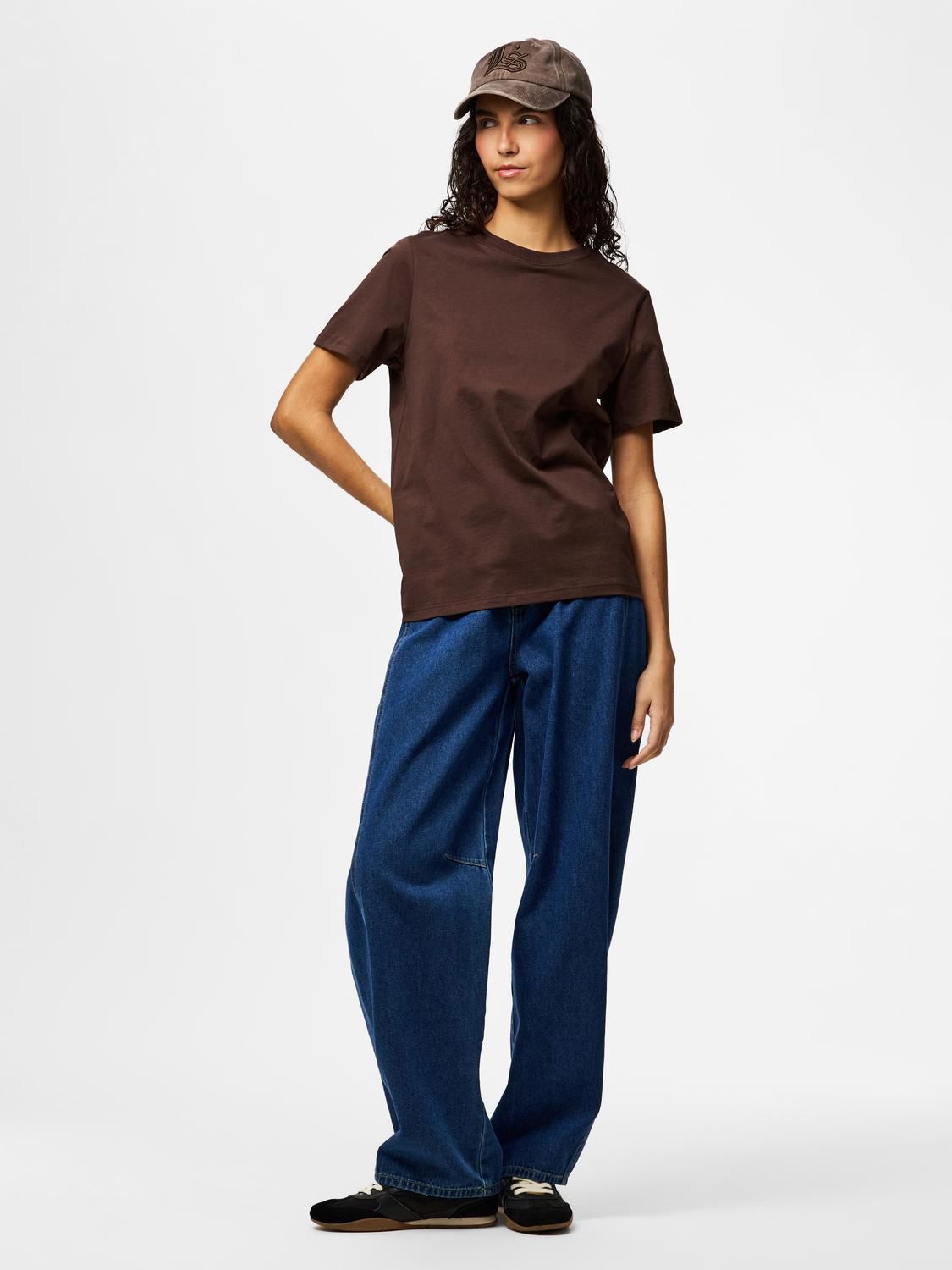 PCRIA SS SOLID TEE JRS NOOS BC Hot Fudge