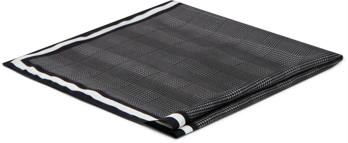 Th Dc Silk Foulard