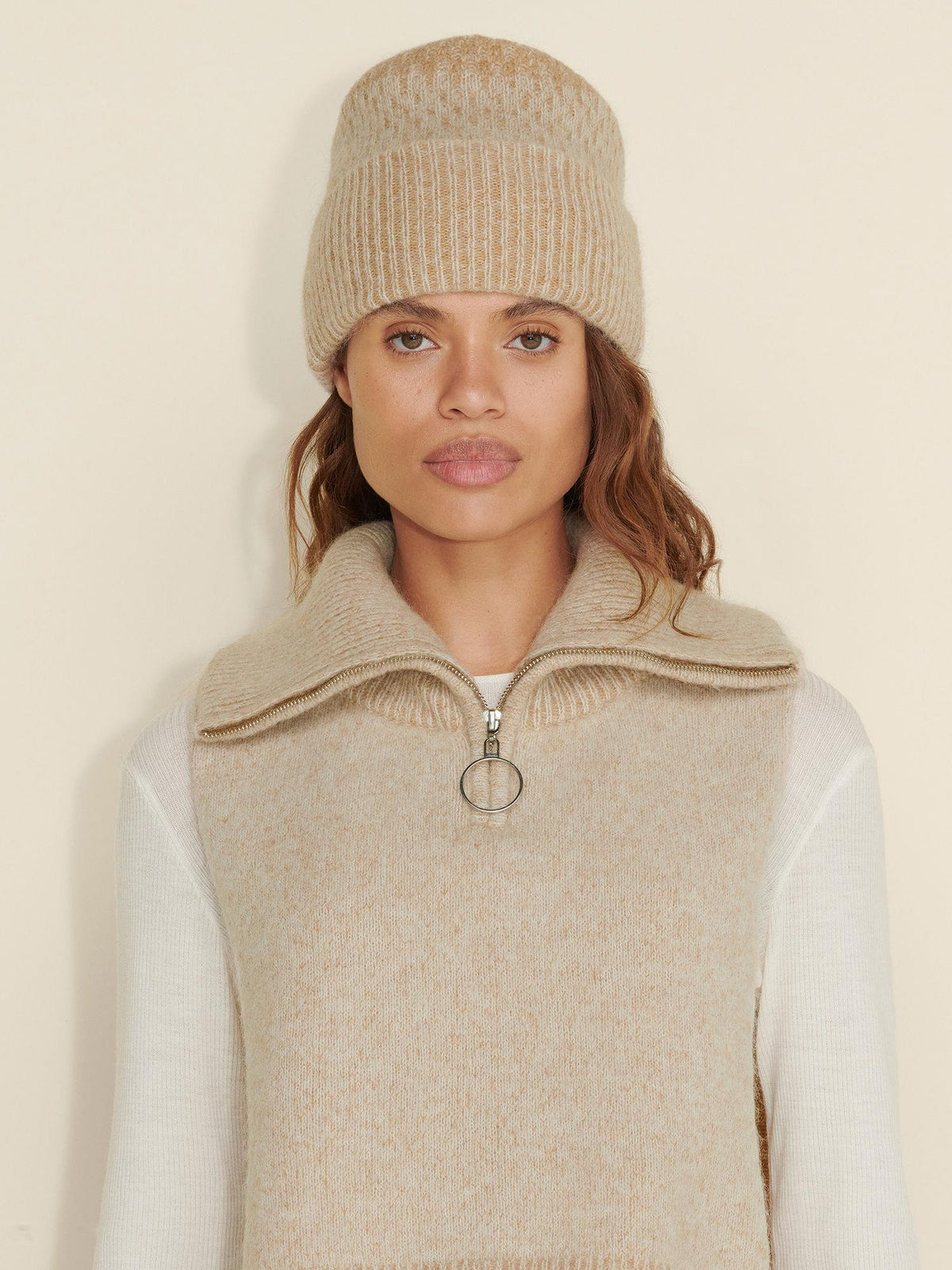 TINE KNIT BEANIE SAND MIX