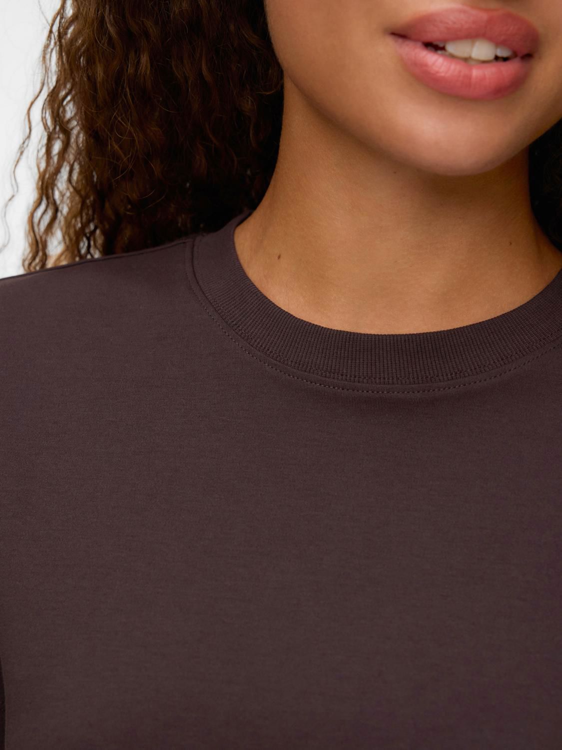 Awnaima Ss O-Neck T-Shirt Noos