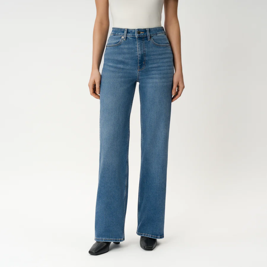 RELAXED COMFORT DENIM JEANS