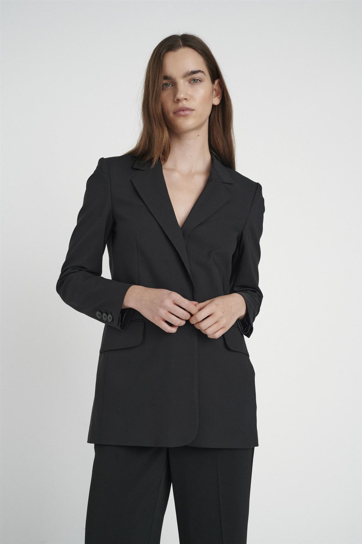 ZELLAIW LONG BLAZER, BLACK