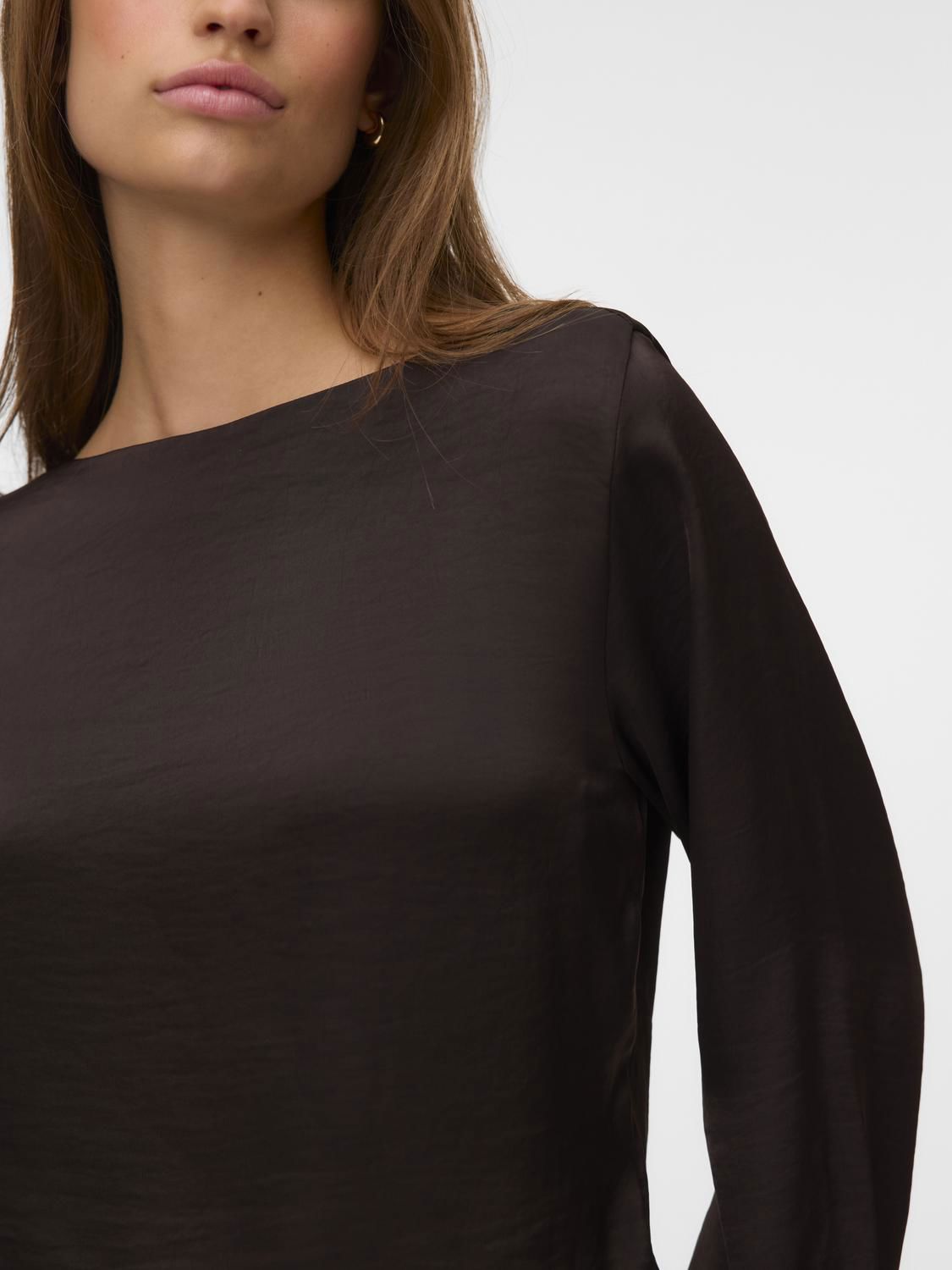 Vmmiro Ls Boat Neck Top Wvn