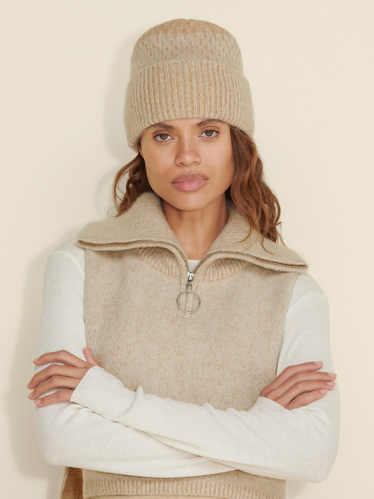 TINE KNIT BEANIE SAND MIX