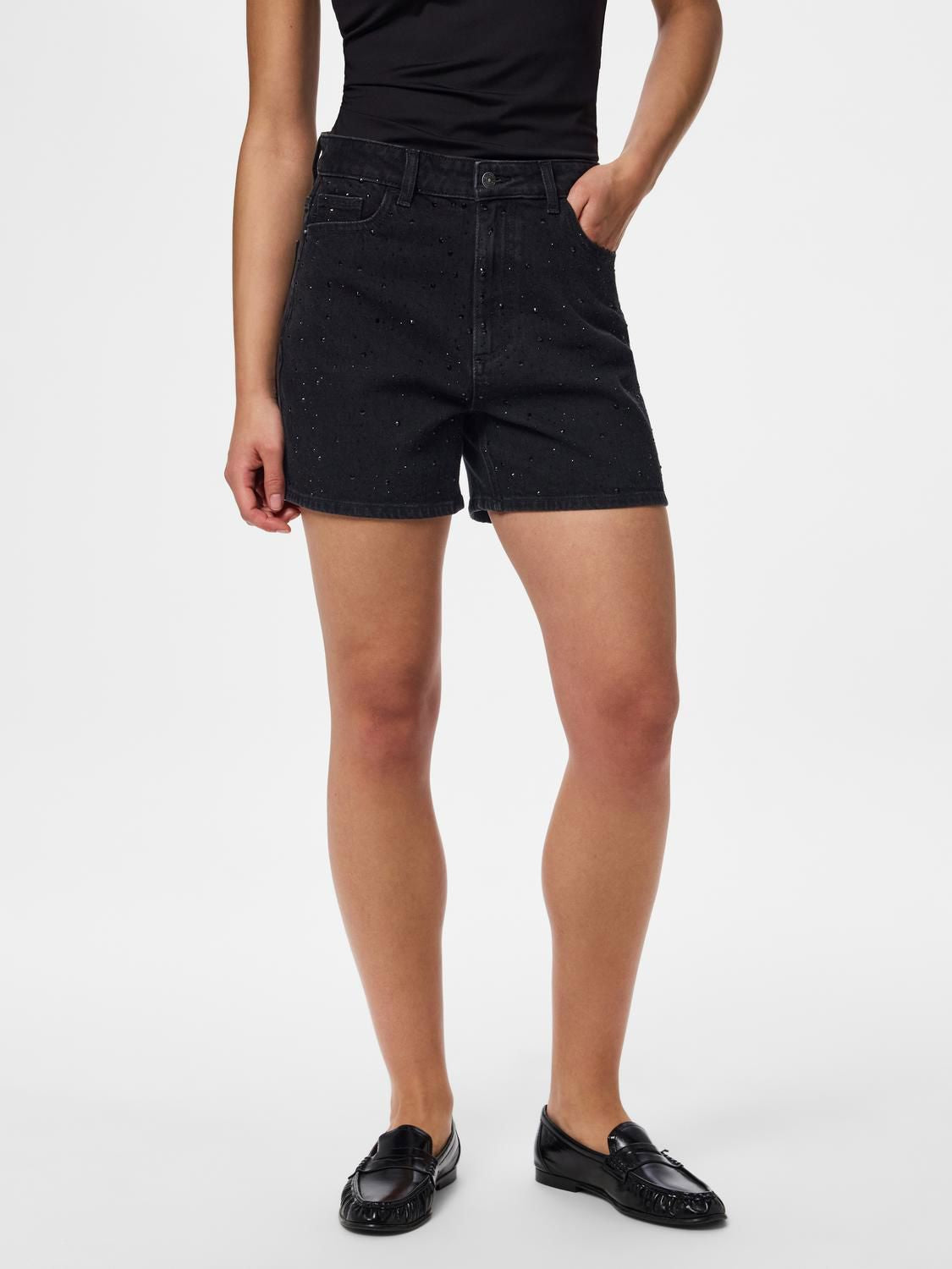 PCGABI HW RHINESTONE DENIM SHORTS BC Black Denim/black rhinestone
