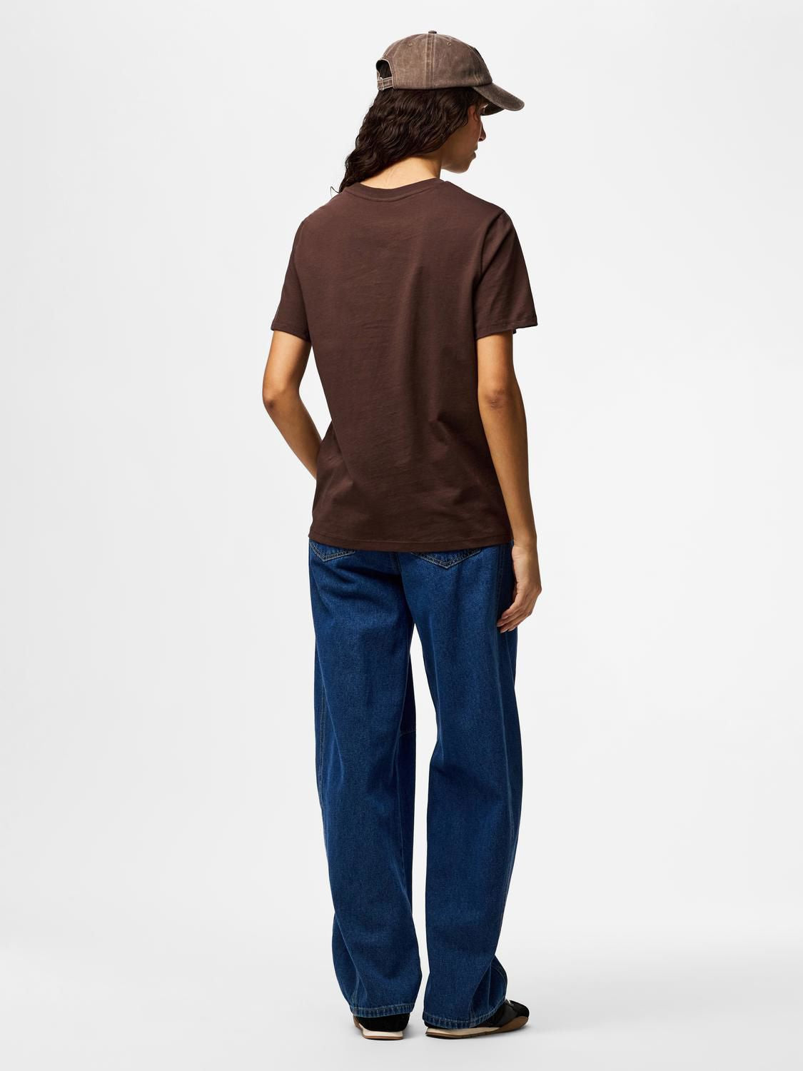 PCRIA SS SOLID TEE JRS NOOS BC Hot Fudge