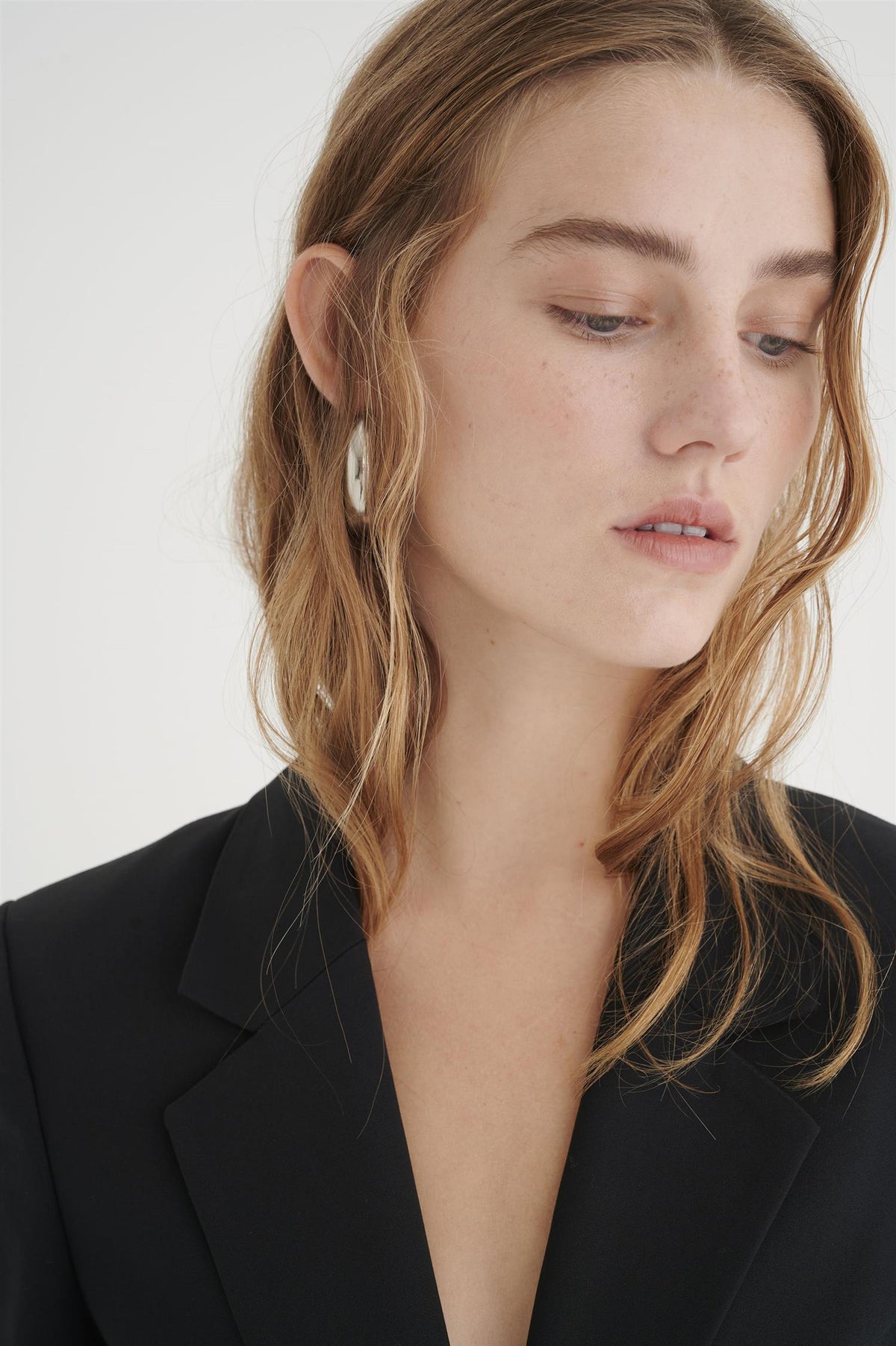 ZELLAIW LONG BLAZER, BLACK