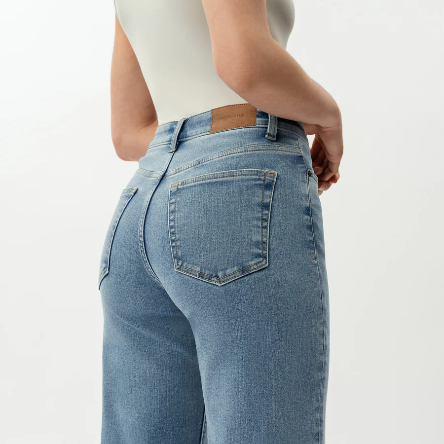 Relaxed ComfortDenim Jeans